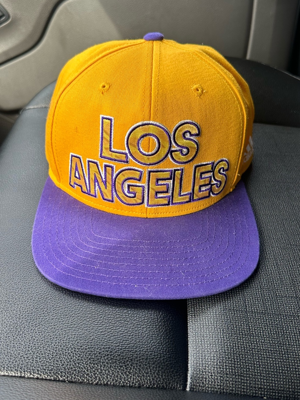 Los Angeles Lakers Snap-Back Hat